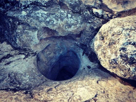 Caiguna blow hole, Nullarbor Plain